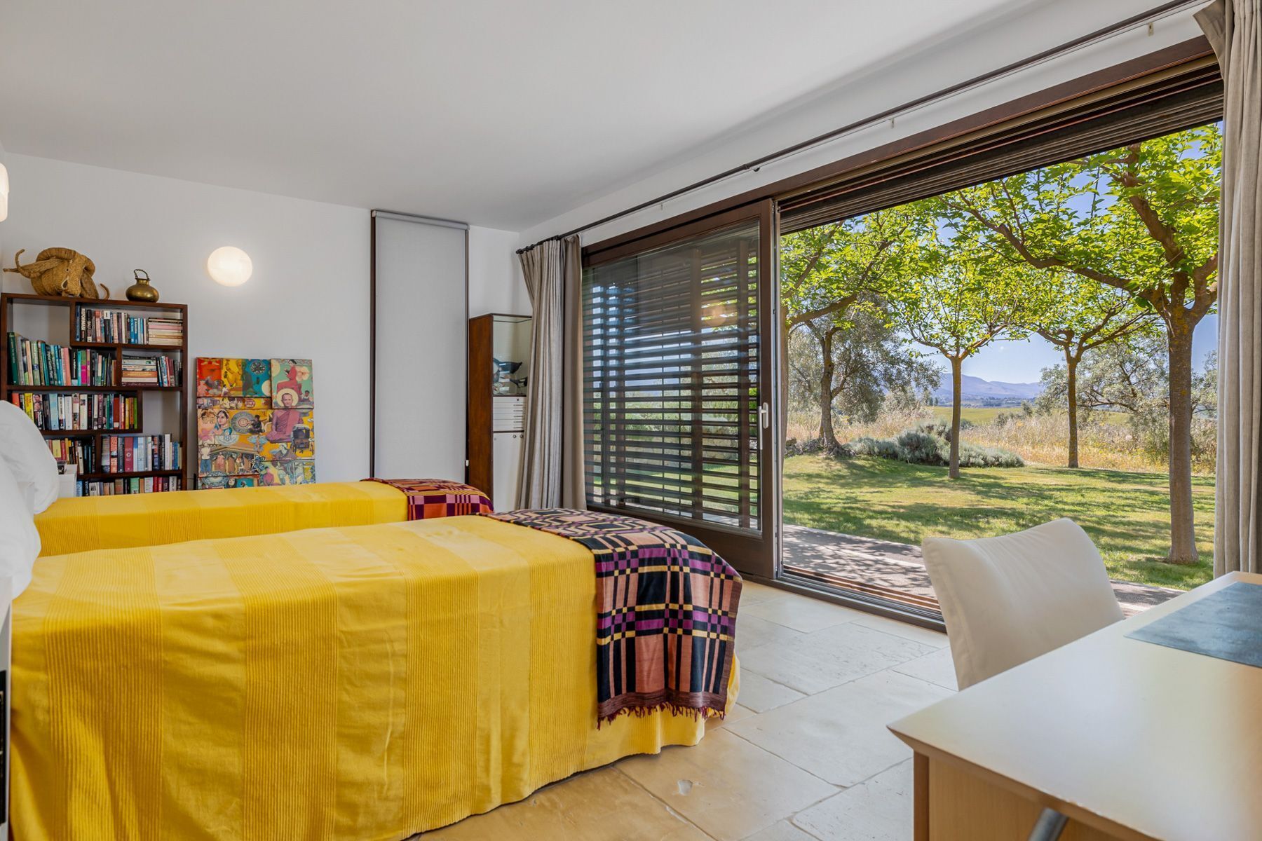 4 Schlafzimmer, Bügeleisen/Bügelbrett, Internetzugang, Bettwäsche