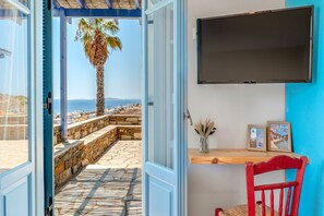 Interior - Apartment 'Unit 1' with Sea View, Wi-Fi and Air Conditioning (Tinos)