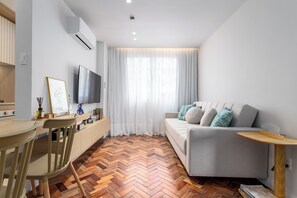 Comfort Apartment | Living area - Luxo perto do Parque Olímpico - AV806 (Rio de Janeiro)