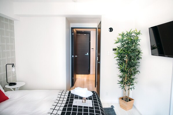 Cozy Modern Studio in Central Tokyo/Ningyocho | Individually furnished, desk, free WiFi