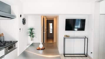 ダブルルーム ダブルベッド 1 台ソファーベッド付き 禁煙 | 専用キッチン | 大型冷蔵庫、電子レンジ、オーブン、コンロ