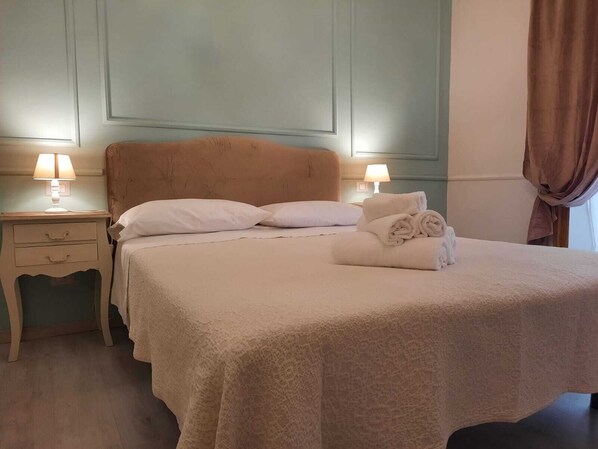 Classic Room, City View