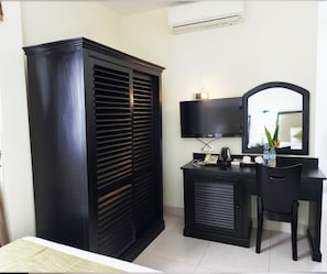 In-room safe, desk, laptop workspace, iron/ironing board