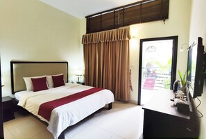 Deluxe Double Room, Balcony, City View