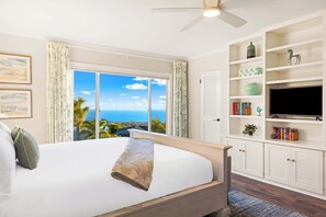 4 bedrooms, desk, iron/ironing board, WiFi - La Jolla Hilltop Haven with Ocean Views and Spa (San Diego)