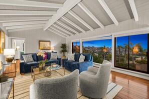 TV, fireplace, offices