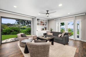 TV, fireplace, offices