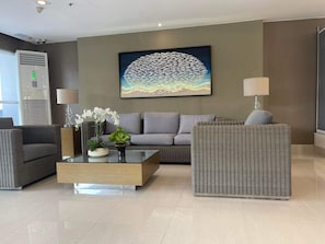 Reception - Sea Residences MOA Arena SMX BY DARPM (Pasay)