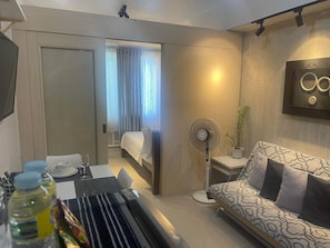Condo, 1 Bedroom, Non Smoking | Living area - Sea Residences MOA Arena SMX BY DARPM (Pasay)