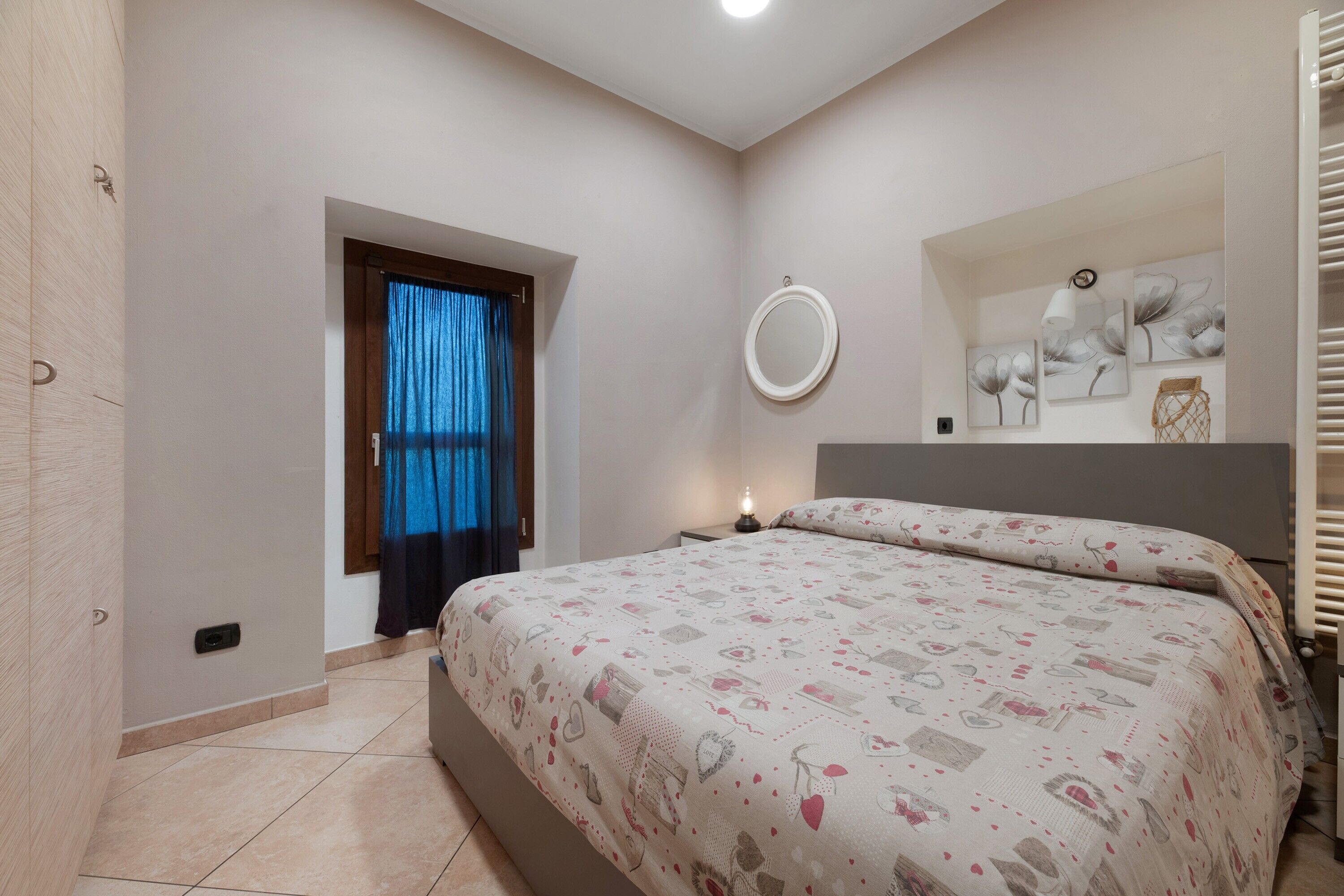 2 camere, ferro/asse da stiro