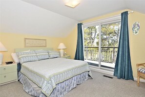 7 bedrooms, iron/ironing board, free WiFi, bed sheets