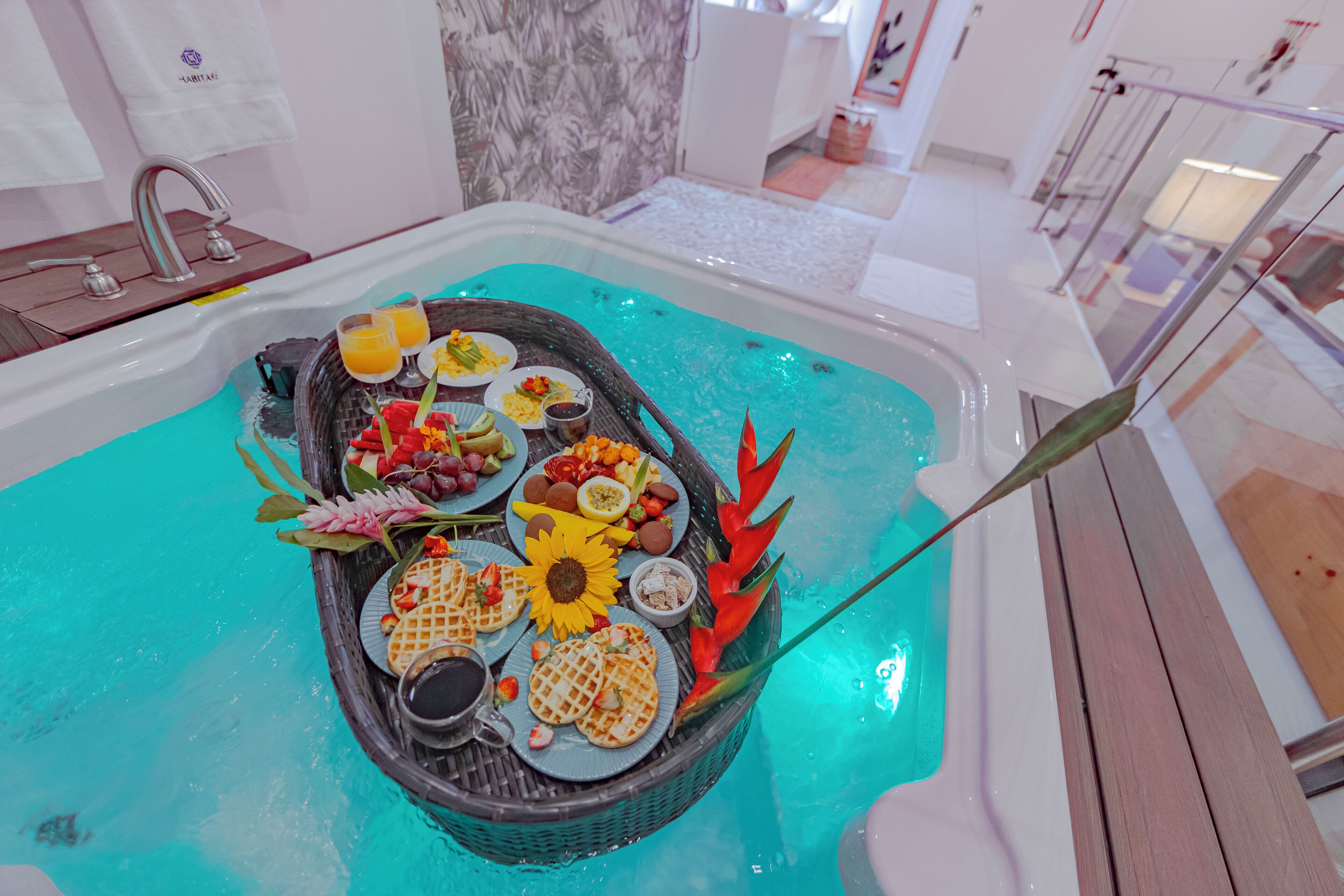 Suite superior | Tina de hidromasaje privada
