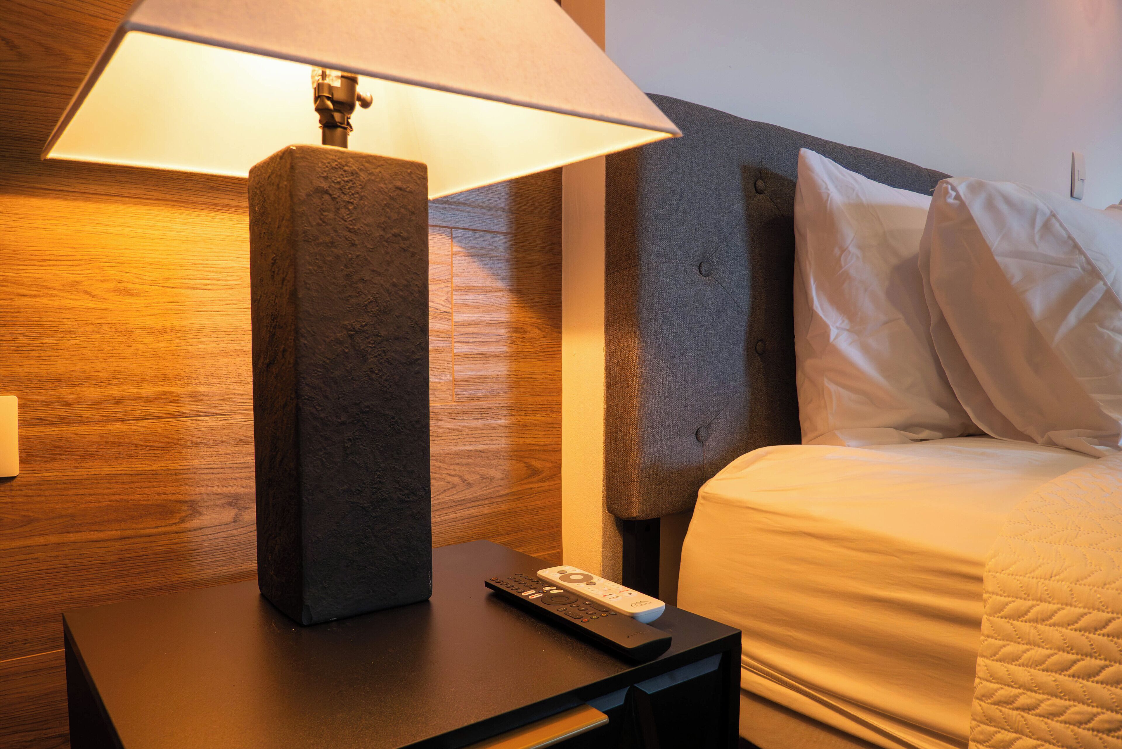 Comfort appartement | Luxe beddengoed, verduisterende gordijnen, een strijkplank/strijkijzer