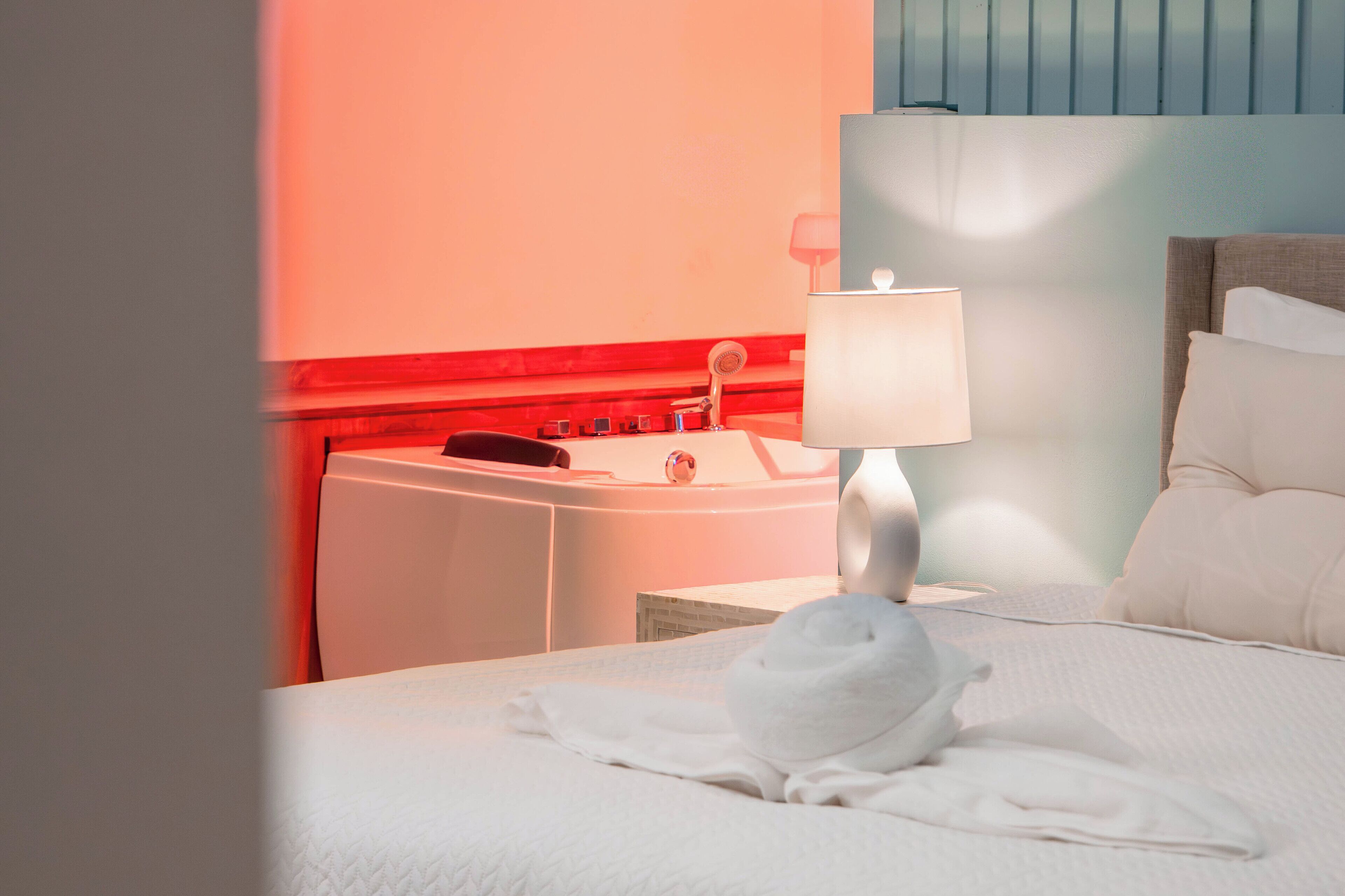 Apartamento luxo | Roupas de cama premium, cortinas blackout, ferros/tábuas de passar roupa