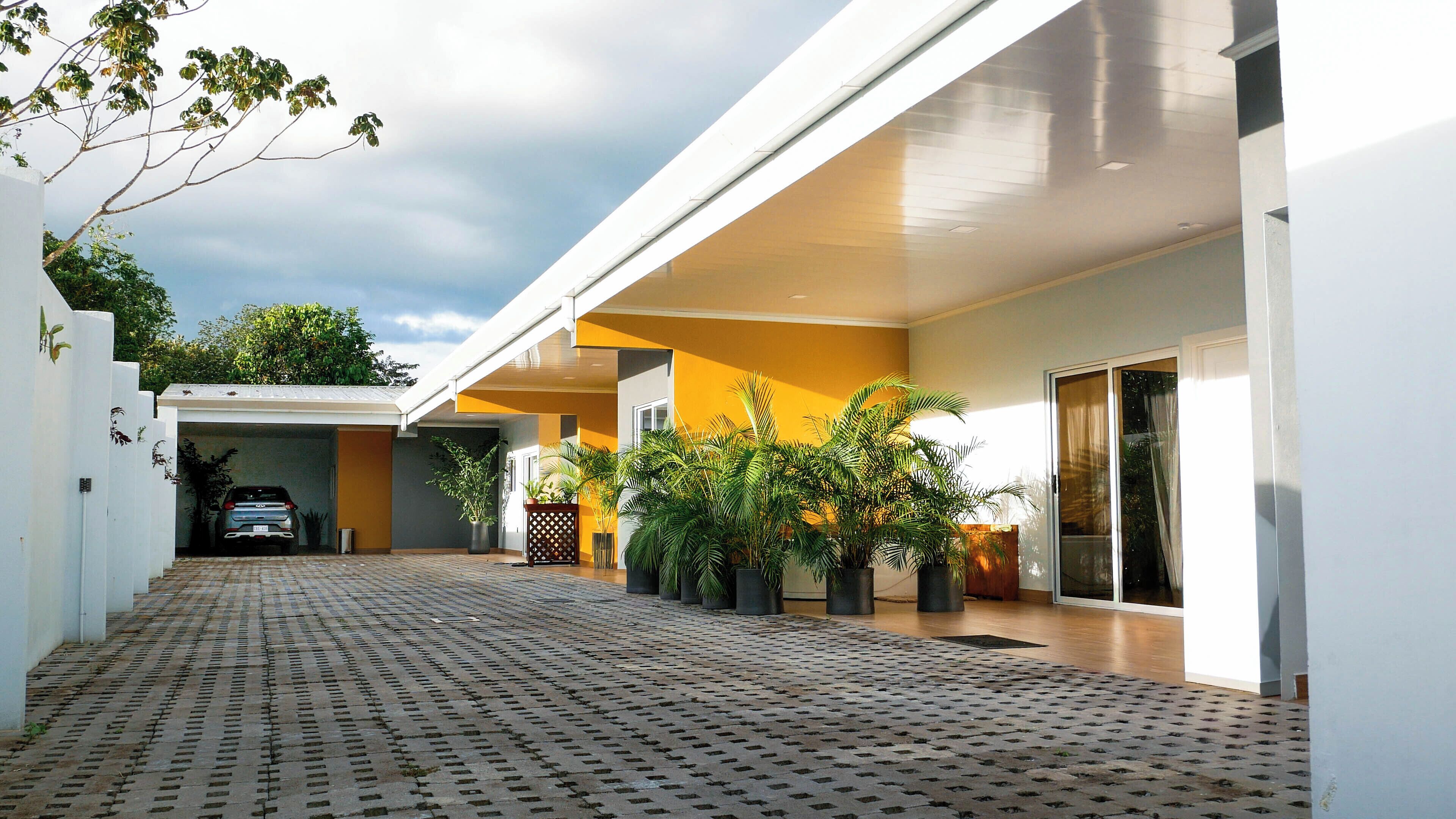 Bagian depan properti