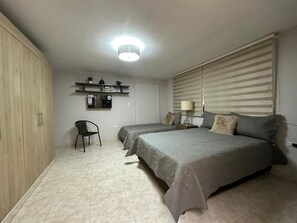 스탠다드 트리플룸 | 오리/거위털 이불, 책상, 노트북 작업 공간, 다리미/다리미판