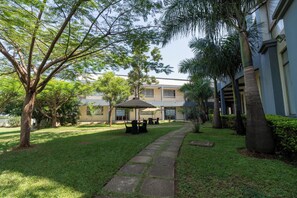 Exterior - FAIRWAYS HOTEL KISUMU (Kisumu)