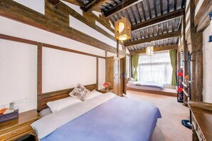Room - Wu Suo · Li Ziyuan (Lijiang Old Town Mufu Hotel) (Lijiang)