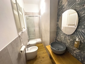 Deluxe Double Room | Free WiFi