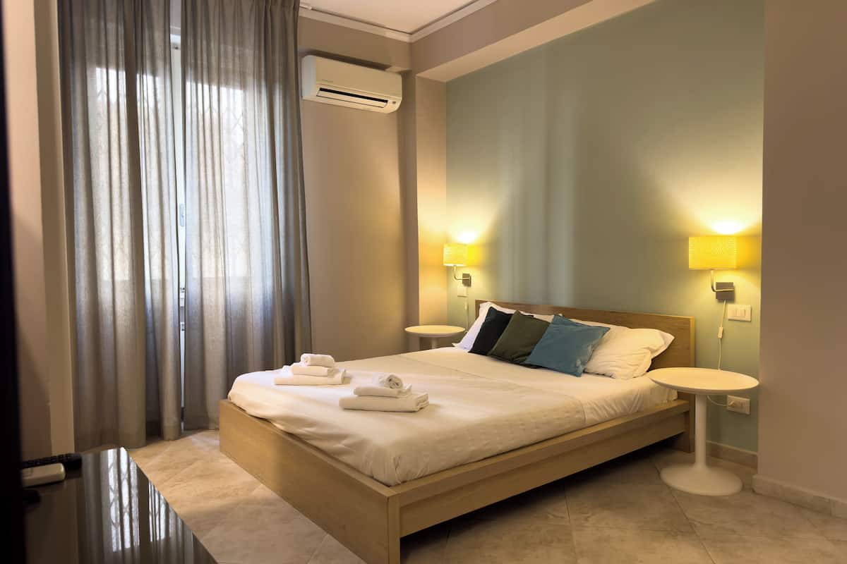 Deluxe Quadruple Room | Free WiFi