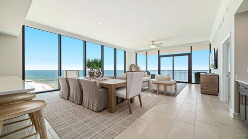 NEW! Luxury Penthouse at Phoenix Gulf Shores II Panoramic Views + Lazy River