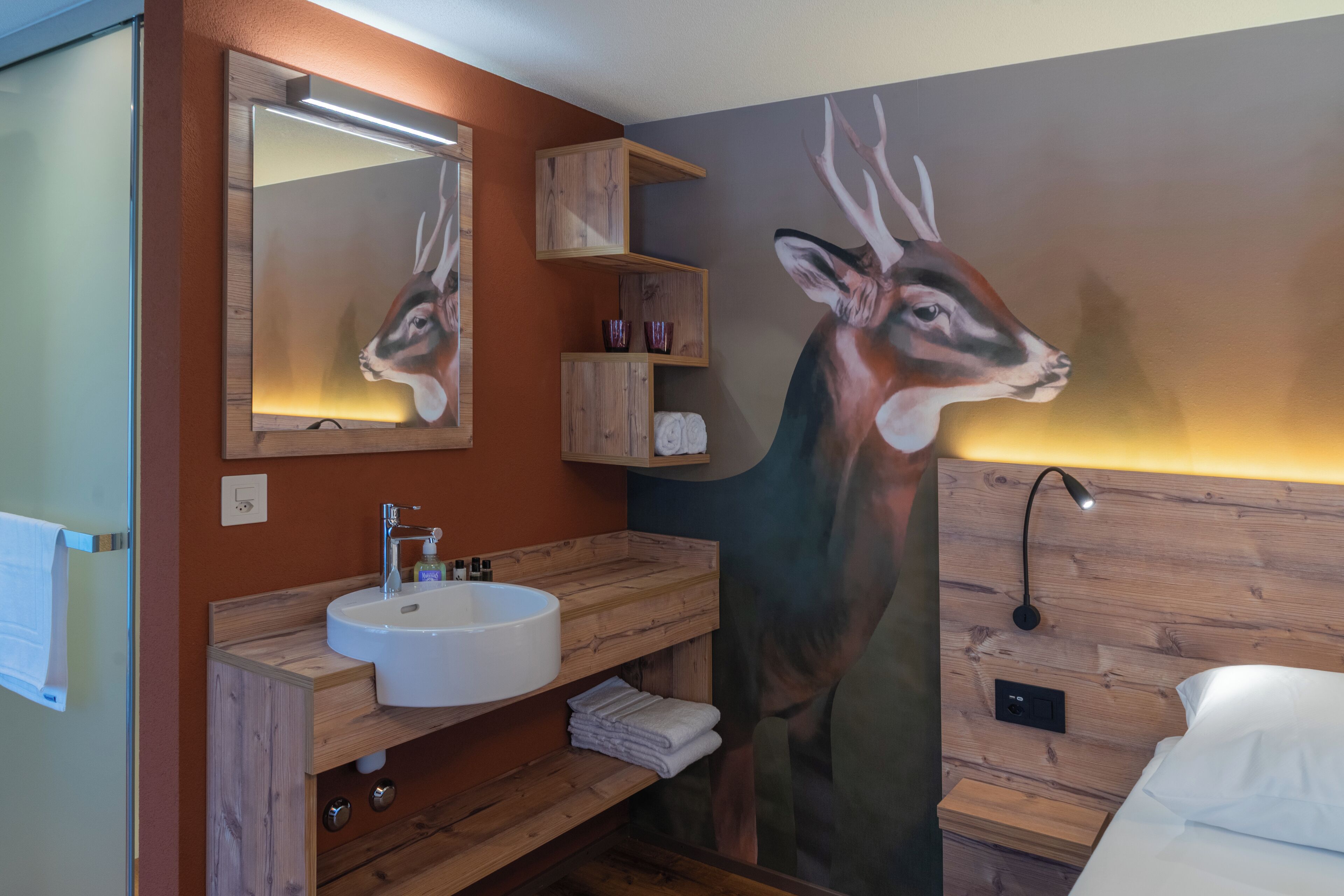 Standard-Doppel- oder -Zweibettzimmer