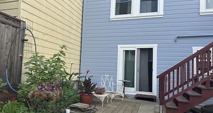 Large Private Level 2-bedroom Garden en-suite San Francisco