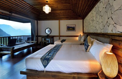 4-bedroom resort in terrific Lao Cai with WiFi, AC