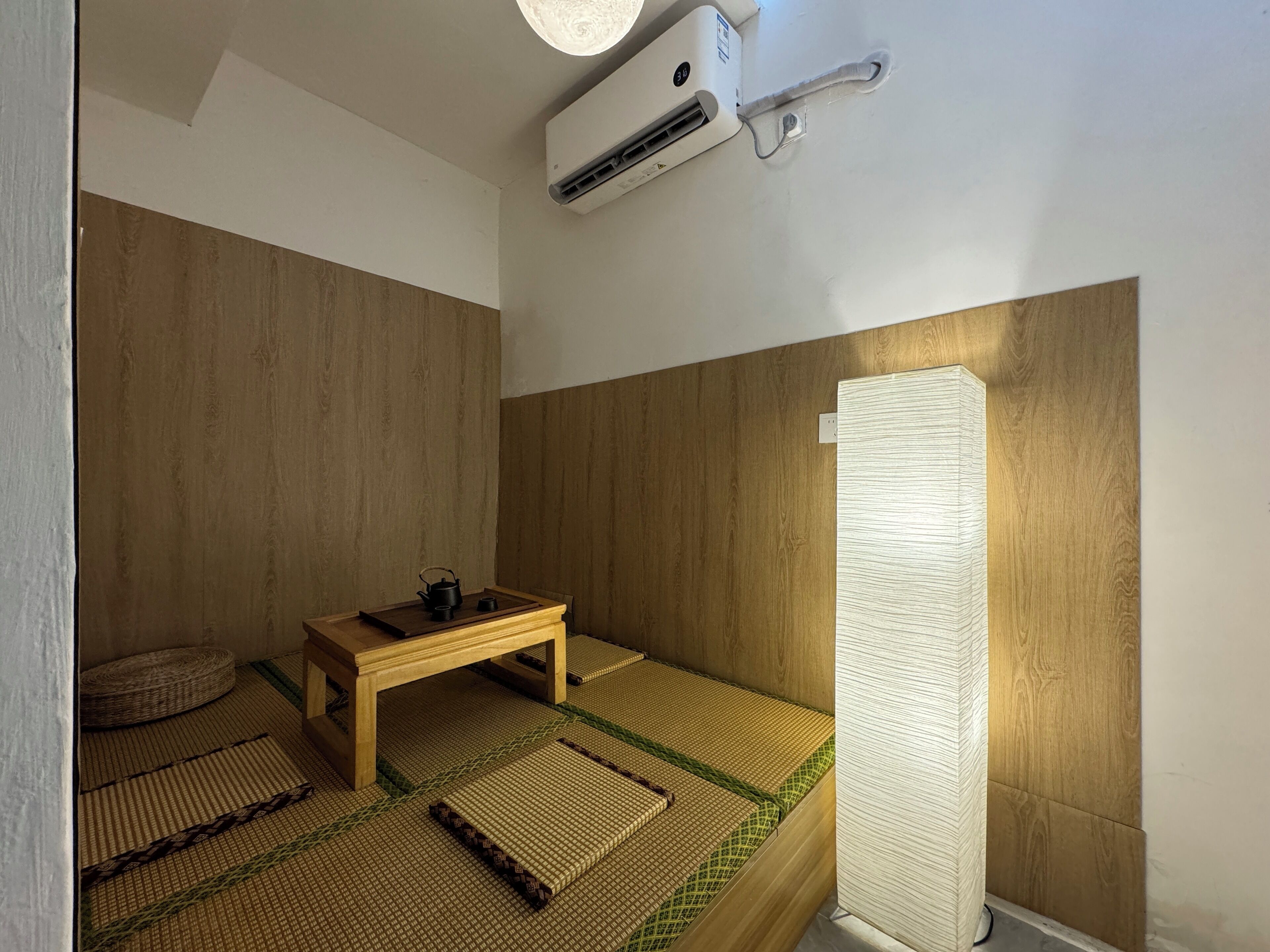 Photo - Forbidden City Hutong Courtyard Beijing