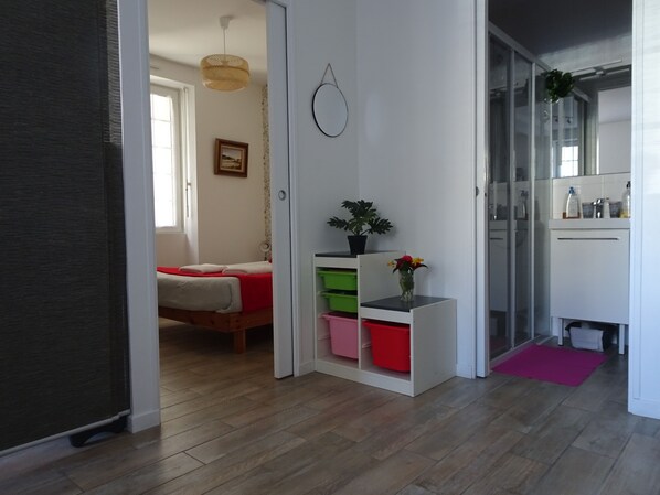 1 bedroom, iron/ironing board, WiFi, bed sheets - Apartment St Malo beach 150m Wifi (Saint-Malo)
