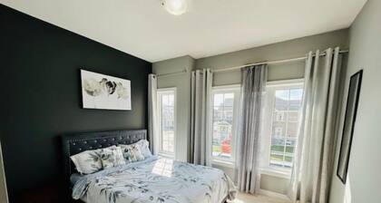 Private Room in Brampton- Room 4