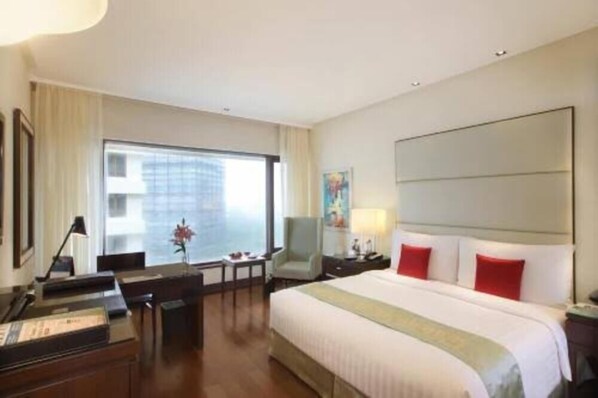 Superior Double or Twin Room, City View | Desk, laptop workspace, blackout curtains, iron/ironing board