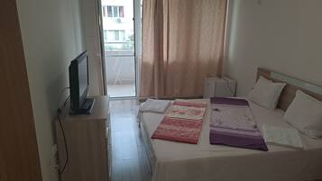 2 dormitorios, tabla de planchar con plancha, wifi y ropa de cama