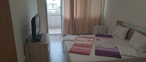 2 Schlafzimmer, Bügeleisen/Bügelbrett, WLAN, Bettwäsche