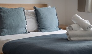 3 habitaciones, tabla de planchar con plancha y wifi gratis 