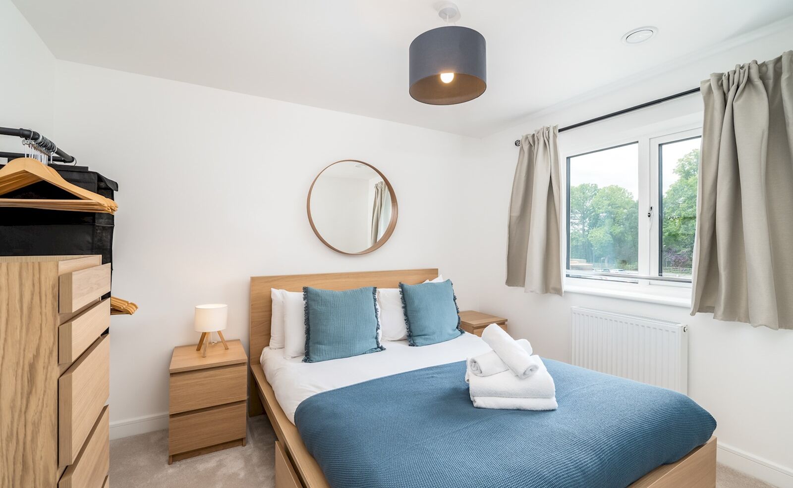 3 bedrooms, iron/ironing board, free WiFi, bed sheets