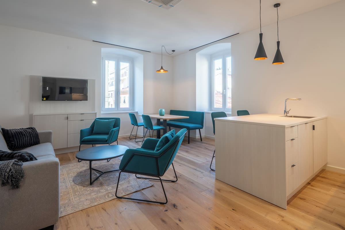 Deluxe Studio, City View