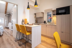 Comfort Studio, City View