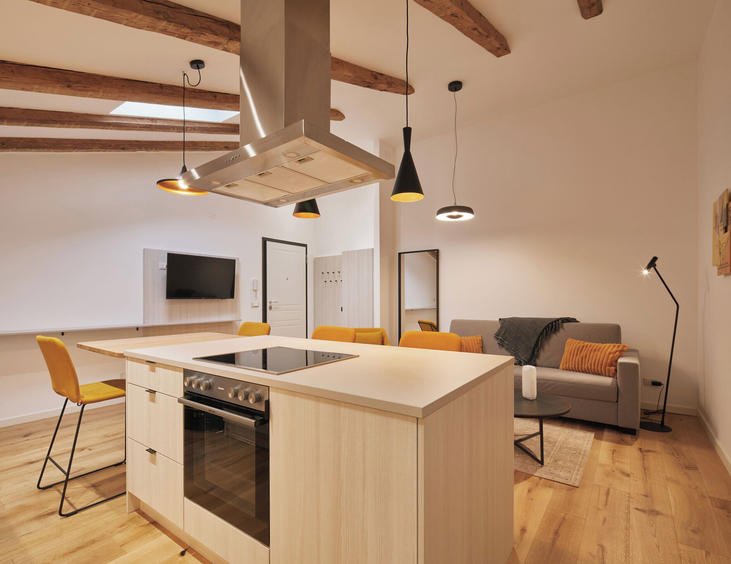 Monolocale Deluxe, vista città | Cucina privata | Frigorifero, microonde, forno, piano cottura