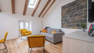 Comfort-Studio, Stadtblick | Wohnbereich