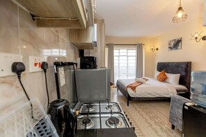 1 quarto, ferros/tábuas de passar roupa, Wi-Fi, roupa de cama