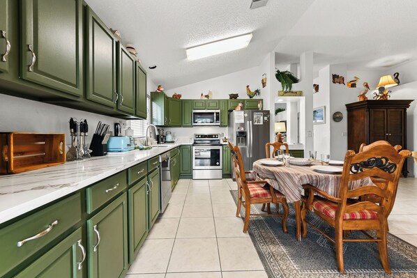 Fridge, microwave, oven, stovetop