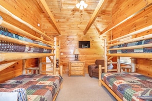 4 bedrooms, iron/ironing board, travel cot, WiFi