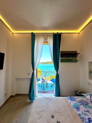 1 soverom, strykejern/-brett, wi-fi (inkludert) og sengetøy