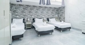 1 غرفة نوم ومكتب ومكواة/لوح كي وواي فاي