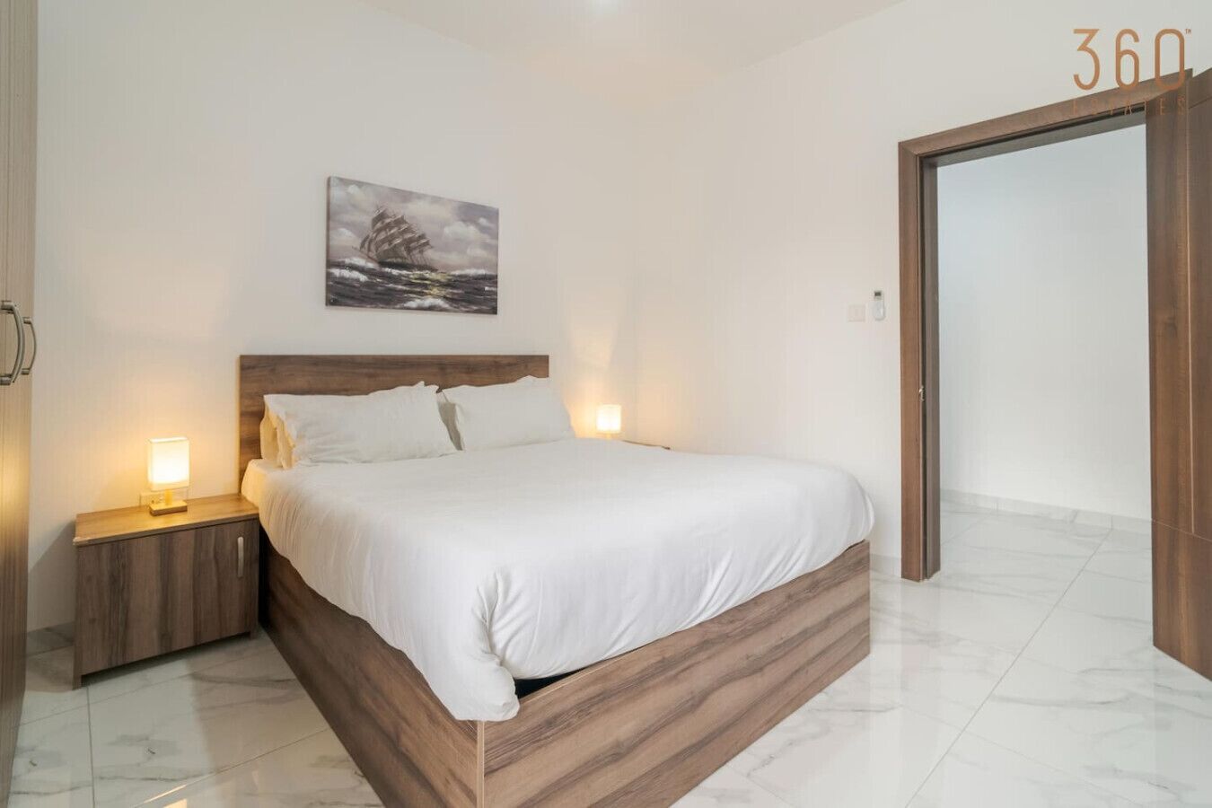 1 Schlafzimmer, Schreibtisch, Bügeleisen/Bügelbrett, Reisekinderbett