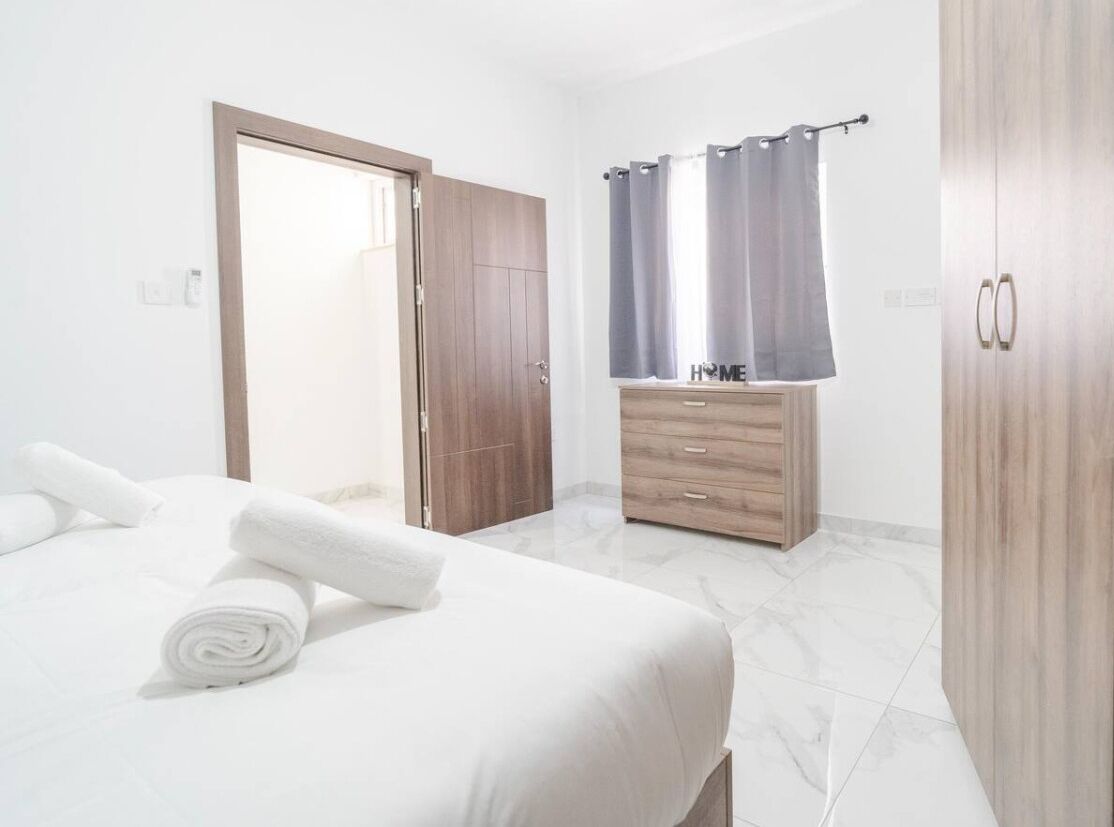 1 bedroom, desk, iron/ironing board, travel cot