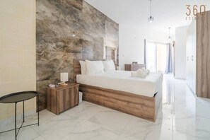 1 bedroom, desk, iron/ironing board, travel crib - Spacious 1BR home with comfortable bed w/WIFI & AC (Tarxien)