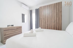 1 Schlafzimmer, Schreibtisch, Bügeleisen/Bügelbrett, WLAN