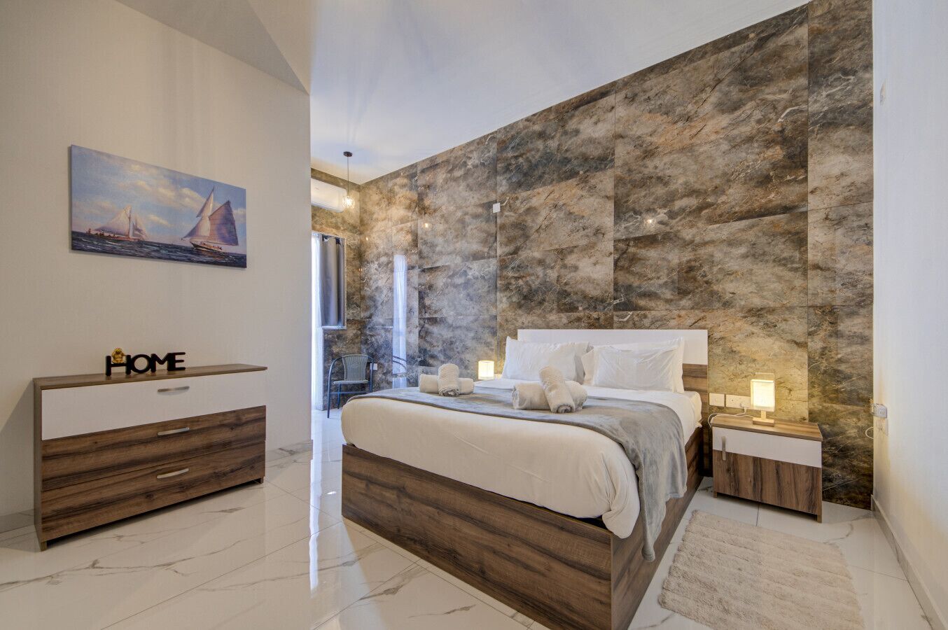 4 bedrooms, desk, iron/ironing board, travel cot